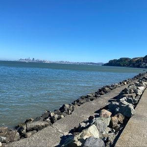 Meet your Posher, Rhea